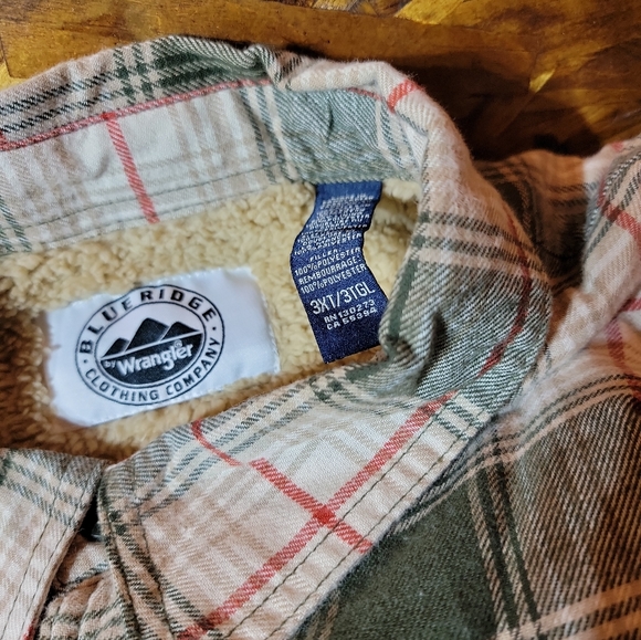 Blue Ridge Wrangler Coat, 3xT Brand New, Muilti Colored, insulated 100 % cotten - Picture 3 of 5